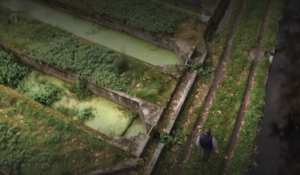 Wie Nestlé und Co. mit der Ausbeutung von Wasser Profit machen