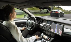 Automatisiertes Fahren: Überzogene Sicherheitsversprechen